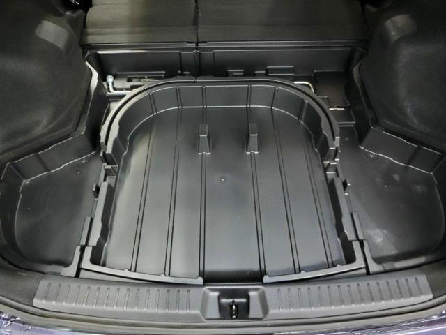 カローラフィールダー 1.5G 安全装備 横滑り防止機能 ABS エアバッグ アイドリングストップ バックカメラ ETC ミュージックプレイヤー接続可 CD キーレス フル装備 HIDヘッドライト オートマ(33枚目)