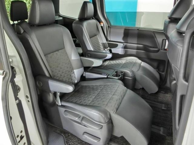 ヴォクシー ハイブリッドS-Z ハイブリッド ワンオーナー 安全装備 衝突被害軽減システム 横滑り防止機能 ABS エアバッグ オートクルーズコントロール 盗難防止装置 バックカメラ 後席モニター ETC ドラレコ CD キーレス(31枚目)