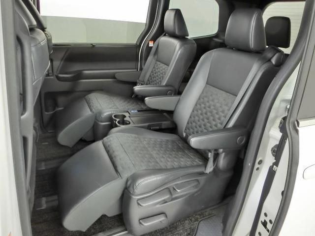 ヴォクシー ハイブリッドS-Z ハイブリッド ワンオーナー 安全装備 衝突被害軽減システム 横滑り防止機能 ABS エアバッグ オートクルーズコントロール 盗難防止装置 バックカメラ 後席モニター ETC ドラレコ CD キーレス(34枚目)