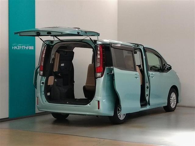 ノア Ｇ　ワンオーナー　横滑り防止機能　ＡＢＳ　エアバッグ　オートクルーズコントロール　盗難防止装置　アイドリングストップ　バックカメラ　ＥＴＣ　ミュージックプレイヤー接続可　ＣＤ　スマートキー　キーレス（25枚目）