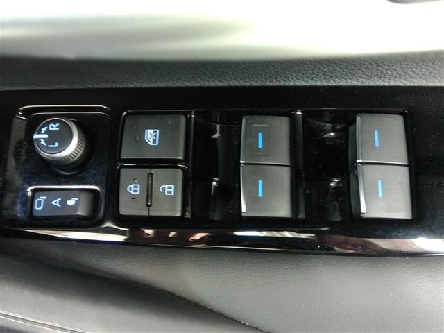 カローラ ハイブリッド ダブルバイビー ハイブリッド ワンオーナー 4WD 安全装備 衝突被害軽減システム 横滑り防止機能 ABS エアバッグ オートクルーズコントロール 盗難防止装置 バックカメラ ETC ドラレコ スマートキー キーレス(31枚目)