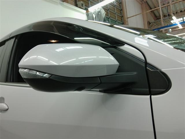 ヤリス Ｚ　安全装備　衝突被害軽減システム　横滑り防止機能　ＡＢＳ　エアバッグ　オートクルーズコントロール　盗難防止装置　ナビ　バックカメラ　ドラレコ　ミュージックプレイヤー接続可　スマートキー　キーレス（6枚目）