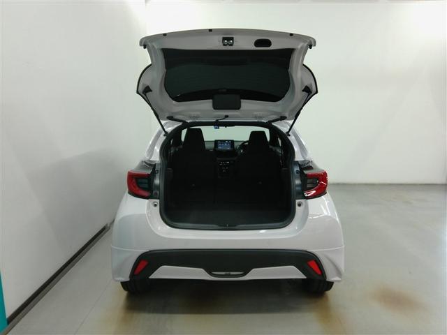 ヤリス Ｚ　安全装備　衝突被害軽減システム　横滑り防止機能　ＡＢＳ　エアバッグ　オートクルーズコントロール　盗難防止装置　ナビ　バックカメラ　ドラレコ　ミュージックプレイヤー接続可　スマートキー　キーレス（18枚目）