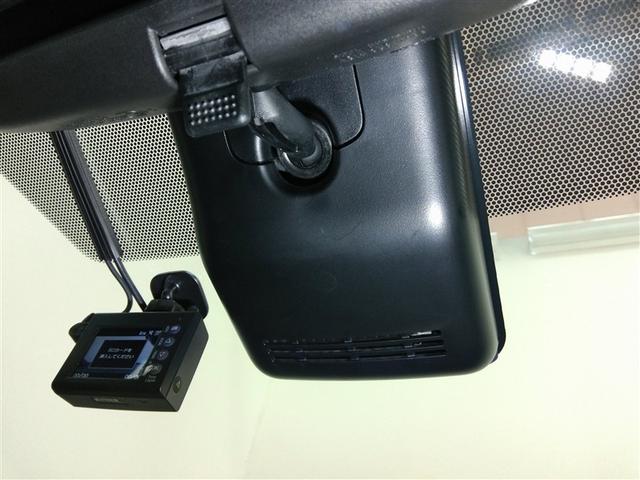 ヤリス Ｚ　安全装備　衝突被害軽減システム　横滑り防止機能　ＡＢＳ　エアバッグ　オートクルーズコントロール　盗難防止装置　ナビ　バックカメラ　ドラレコ　ミュージックプレイヤー接続可　スマートキー　キーレス（23枚目）