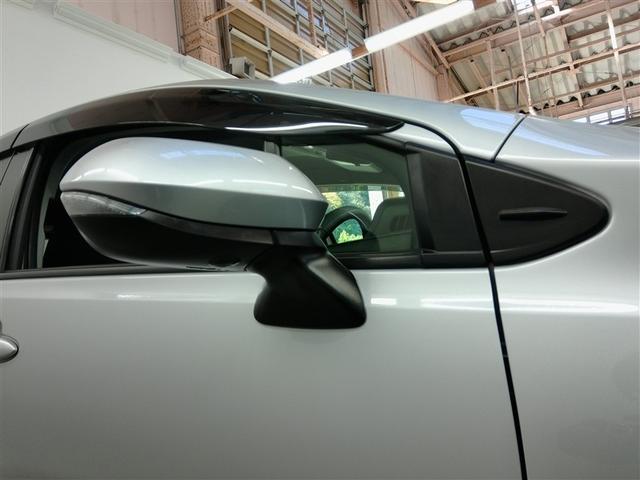 アクア Ｇ　ハイブリッド　ワンオーナー　安全装備　衝突被害軽減システム　横滑り防止機能　ＡＢＳ　エアバッグ　オートクルーズコントロール　盗難防止装置　ナビ　バックカメラ　ＥＴＣ　ドラレコ　スマートキー　キーレス（6枚目）