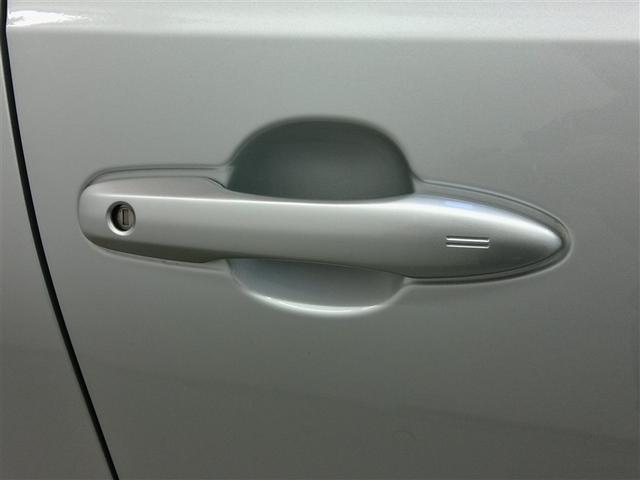 アクア Ｇ　ハイブリッド　ワンオーナー　安全装備　衝突被害軽減システム　横滑り防止機能　ＡＢＳ　エアバッグ　オートクルーズコントロール　盗難防止装置　ナビ　バックカメラ　ＥＴＣ　ドラレコ　スマートキー　キーレス（7枚目）