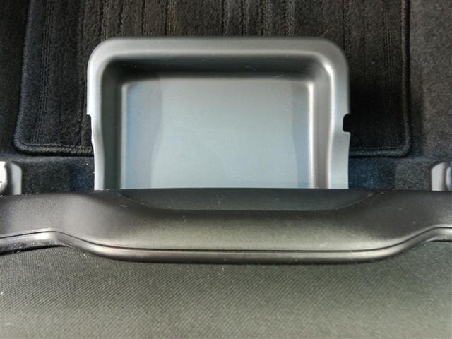 アクア Ｇ　ハイブリッド　ワンオーナー　安全装備　衝突被害軽減システム　横滑り防止機能　ＡＢＳ　エアバッグ　オートクルーズコントロール　盗難防止装置　ナビ　バックカメラ　ＥＴＣ　ドラレコ　スマートキー　キーレス（16枚目）