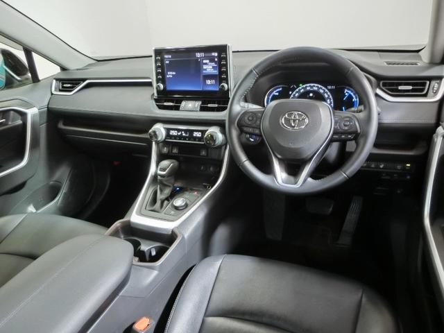 ＲＡＶ４ ハイブリッドＧ　ハイブリッド　ワンオーナー　４ＷＤ　サンルーフ　電動シート　安全装備　衝突被害軽減システム　横滑り防止機能　ＡＢＳ　エアバッグ　オートクルーズコントロール　盗難防止装置　ＴＶ　バックカメラ　ＥＴＣ（21枚目）