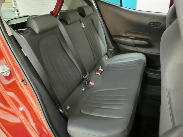 アクア X ハイブリッド ワンオーナー 展示・試乗車 安全装備 衝突被害軽減システム 横滑り防止機能 ABS エアバッグ 盗難防止装置 バックカメラ ETC ドラレコ ミュージックプレイヤー接続可 スマートキー(9枚目)