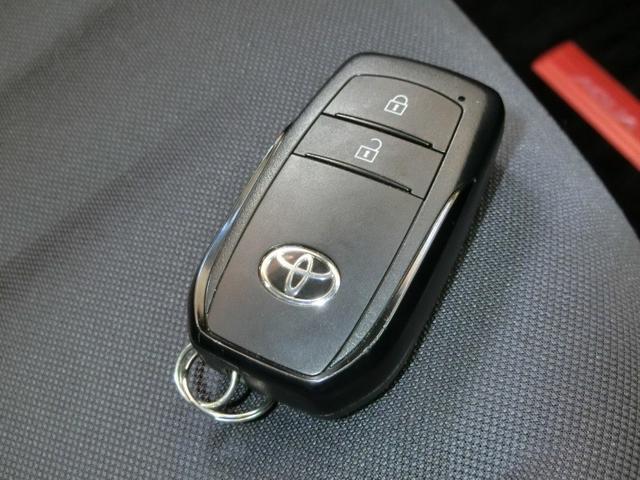 アクア X ハイブリッド ワンオーナー 展示・試乗車 安全装備 衝突被害軽減システム 横滑り防止機能 ABS エアバッグ 盗難防止装置 バックカメラ ETC ドラレコ ミュージックプレイヤー接続可 スマートキー(12枚目)