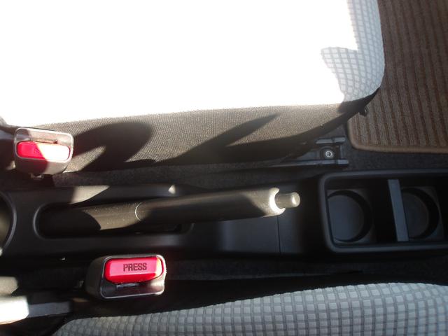 アルト L ETC キーレスエントリー アイドリングストップ シートヒーター CVT 盗難防止システム ABS ESC CD ミュージックプレイヤー接続可 衝突安全ボディ エアコン パワーステアリング(8枚目)