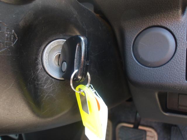 アルト L ETC キーレスエントリー アイドリングストップ シートヒーター CVT 盗難防止システム ABS ESC CD ミュージックプレイヤー接続可 衝突安全ボディ エアコン パワーステアリング(10枚目)