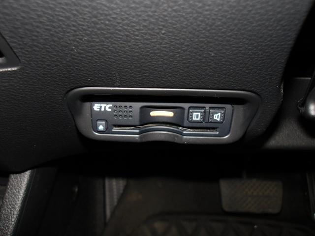 ヴェゼル ハイブリッドＺ・ホンダセンシング　ドライブレコーダー　ＥＴＣ　バックカメラ　オートクルーズコントロール　レーンアシスト　衝突被害軽減システム　ナビ　ＴＶ　オートライト　ＬＥＤヘッドランプ　アルミホイール　スマートキー　電動格納ミラー（5枚目）