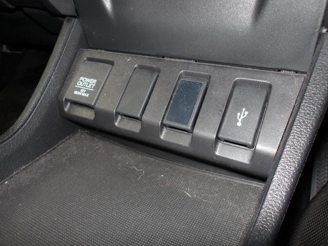 ヴェゼル ハイブリッドＺ・ホンダセンシング　ドライブレコーダー　ＥＴＣ　バックカメラ　オートクルーズコントロール　レーンアシスト　衝突被害軽減システム　ナビ　ＴＶ　オートライト　ＬＥＤヘッドランプ　アルミホイール　スマートキー　電動格納ミラー（41枚目）