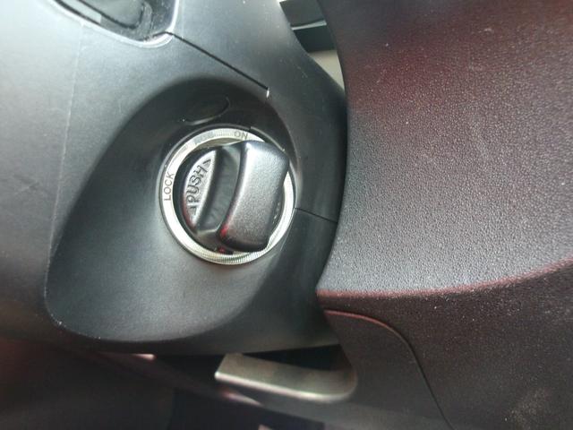 ロードスター ＶＳ　ＲＨＴ　オープンカー　ＨＩＤ　ＡＴ　スマートキー　シートヒーター　アルミホイール　盗難防止システム　衝突安全ボディ　ＡＢＳ　ＥＳＣ　ＣＤ　ミュージックプレイヤー接続可　エアコン　パワーステアリング（39枚目）