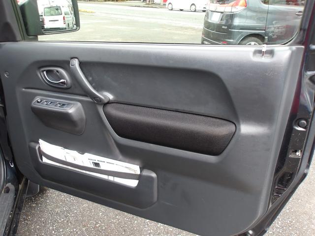 ジムニー クロスアドベンチャー　４ＷＤ　ＥＴＣ　ナビ　ＴＶ　キーレスエントリー　電動格納ミラー　シートヒーター　ＡＴ　ＡＢＳ　ＣＤ　ＵＳＢ　アルミホイール　衝突安全ボディ　エアコン（33枚目）