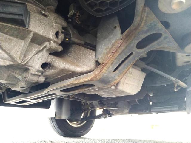 キャリイトラック KCエアコン・パワステ 4WD 5速マニュアル 検R9年10月 タイミンチェーン エアコン パワステ 禁煙車 ラジオ(28枚目)