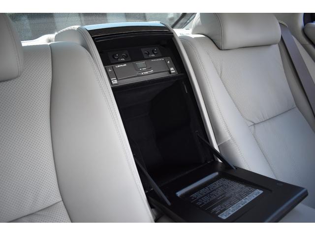 LS600hL後席セパレートシートパッケージ サンルーフ(11枚目)