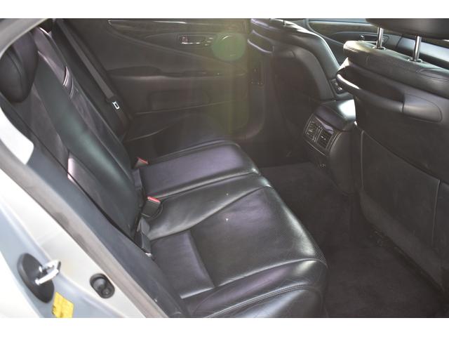 LS600h バージョンU Iパッケージ サンルーフ(41枚目)