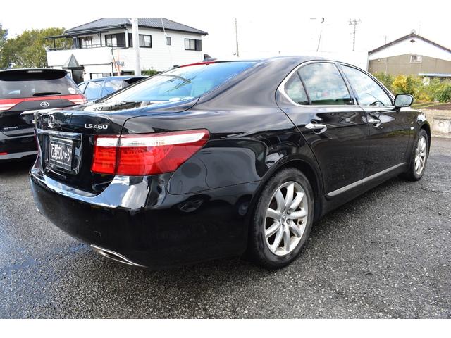 LS460 Iパッケージ レザーシート(2枚目)