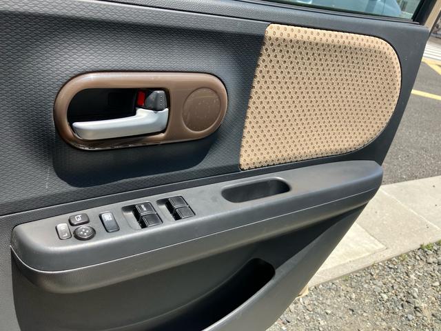 アルトラパン リミテッド　スマートキー　プッシュスタート　ドアバイザー　電動格納ミラー　軽自動車　シートヒーター　フロアマット（10枚目）