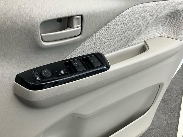 デイズ Ｘ　Ｂｌｕｅｔｏｏｔｈ　フルセグＴＶ　バックカメラ　ナビ　アラウンドビューモニター　ドライブレコーダー　アルミホイール　ＥＴＣ　スマートキー　プッシュスタート　ドアバイザー　フロアマット（22枚目）