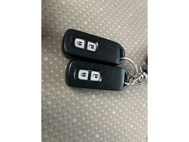 Ｎ－ＢＯＸ Ｇ　ディスプレイオーディオ　スマートキー　プッシュスタート　アルミホイール　タイヤ４本新品　ドアバイザー　フロアマット　ＥＴＣ（9枚目）