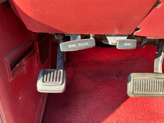 ダッジ・ラム チャージャー　ＲＡＭ　ＣＨＡＲＧＥＲ　ＬＥ１５０　１９８８モデル　４ＷＤ　左ハンドル　リフトアップ　１５インチアルミ　社外オーディオＵＳＢ　Ｂｌｕｅｔｏｏｔｈ対応　ＥＴＣ　車検令和８年３月まで（29枚目）