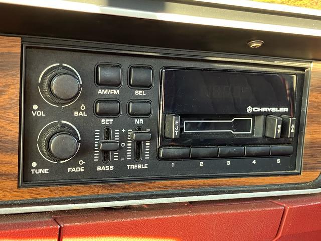 ダッジ・ラム チャージャー　ＲＡＭ　ＣＨＡＲＧＥＲ　ＬＥ１５０　１９８８モデル　４ＷＤ　左ハンドル　リフトアップ　１５インチアルミ　社外オーディオＵＳＢ　Ｂｌｕｅｔｏｏｔｈ対応　ＥＴＣ　車検令和８年３月まで（31枚目）
