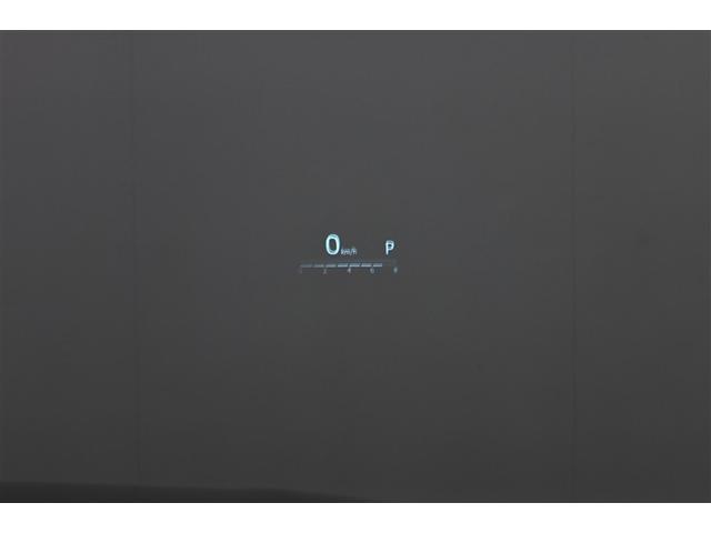 カムリ ＷＳレザーパッケージ　ハイブリッド　衝突被害軽減システム　サンルーフ　革シート　ローダウン　オートクルーズコントロール　ＬＥＤヘッドランプ　メモリーナビ　バックカメラ　ＥＴＣ　ドラレコ　フルセグ　ＤＶＤ再生　ＣＤ　キーレス（5枚目）