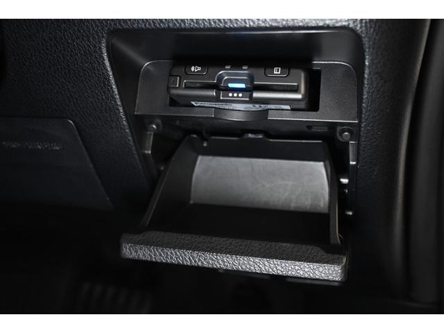 ヴォクシー ZS 煌II 衝突被害軽減システム 両側電動スライド LEDヘッドランプ メモリーナビ 後席モニター バックカメラ ETC フルセグ ミュージックプレイヤー接続可 DVD再生 CD アルミホイール スマートキー(20枚目)