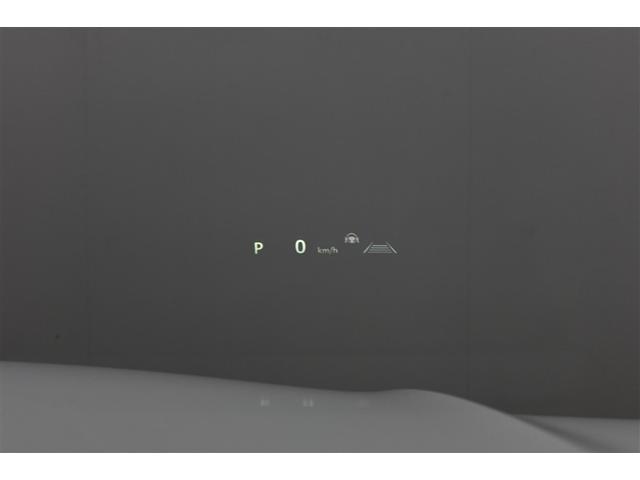 クラウンスポーツ RS 4WD ハイブリッド 衝突被害軽減システム 革シート オートクルーズコントロール LEDヘッドランプ 100V電源 メモリーナビ バックカメラ ETC ドラレコ フルセグ ミュージックプレイヤー接続可(5枚目)