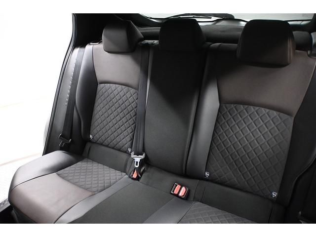 Ｃ－ＨＲ Ｇ　ハイブリッド　衝突被害軽減システム　オートクルーズコントロール　ＬＥＤヘッドランプ　メモリーナビ　バックカメラ　ＥＴＣ　フルセグ　ミュージックプレイヤー接続可　ＤＶＤ再生　ＣＤ　アルミホイール（30枚目）