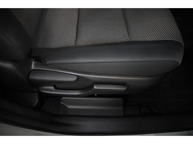 シエンタ ハイブリッドＧ　ハイブリッド　衝突被害軽減システム　両側電動スライド　オートクルーズコントロール　ＬＥＤヘッドランプ　１００Ｖ電源　バックカメラ　ＥＴＣ　ドラレコ　フルセグ　ミュージックプレイヤー接続可　スマートキー（25枚目）