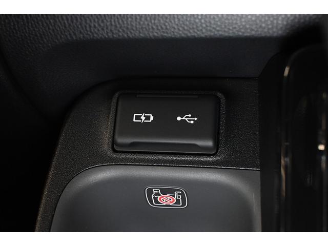 シエンタ Ｚ　衝突被害軽減システム　両側電動スライド　オートクルーズコントロール　ＬＥＤヘッドランプ　メモリーナビ　バックカメラ　ＥＴＣ　ドラレコ　フルセグ　ミュージックプレイヤー接続可　ＤＶＤ再生　ＣＤ　キーレス（13枚目）