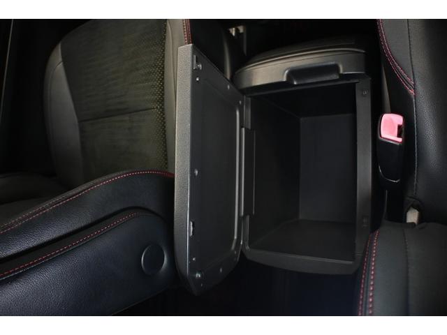 ヴェルファイア 3.5Z ゴールデンアイズII 両側電動スライド オートクルーズコントロール HIDヘッドライト 100V電源 メモリーナビ バックカメラ ETC フルセグ DVD再生 CD アルミホイール スマートキー キーレス オートマ(13枚目)