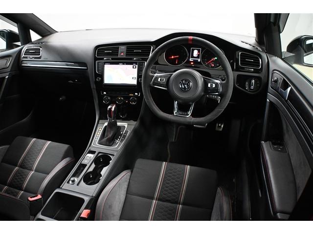 ゴルフGTI クラブスポーツ トラックエディション 衝突被害軽減システム オートクルーズコントロール HIDヘッドライト メモリーナビ バックカメラ ETC ドラレコ フルセグ ミュージックプレイヤー接続可 DVD再生 CD アルミホイール キーレス(4枚目)
