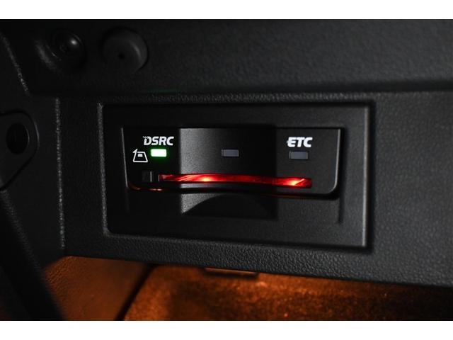 ゴルフGTI クラブスポーツ トラックエディション 衝突被害軽減システム オートクルーズコントロール HIDヘッドライト メモリーナビ バックカメラ ETC ドラレコ フルセグ ミュージックプレイヤー接続可 DVD再生 CD アルミホイール キーレス(18枚目)