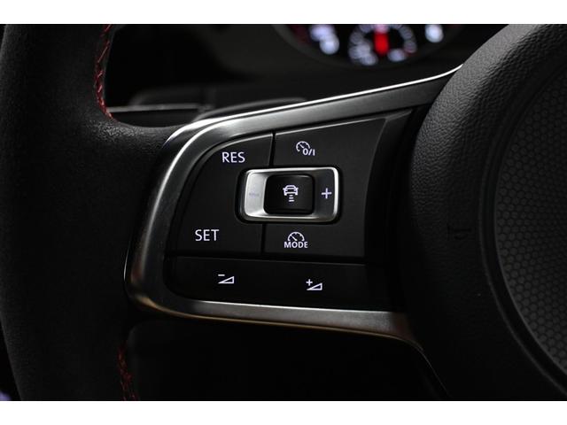 ゴルフGTI クラブスポーツ トラックエディション 衝突被害軽減システム オートクルーズコントロール HIDヘッドライト メモリーナビ バックカメラ ETC ドラレコ フルセグ ミュージックプレイヤー接続可 DVD再生 CD アルミホイール キーレス(21枚目)