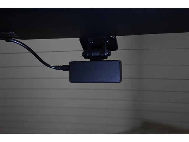 ヤリス Ｘ　衝突被害軽減システム　メモリーナビ　バックカメラ　ＥＴＣ　ドラレコ　ミュージックプレイヤー接続可　キーレス　ＣＶＴ　オートマ（19枚目）