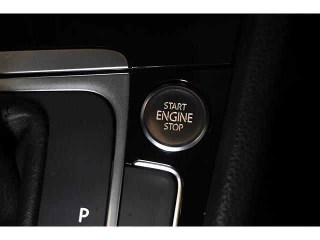 ゴルフ TSIハイライン 衝突被害軽減システム オートクルーズコントロール HIDヘッドライト メモリーナビ バックカメラ ETC フルセグ ミュージックプレイヤー接続可 DVD再生 CD アルミホイール スマートキー(11枚目)