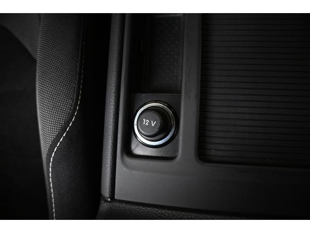 ゴルフ TSIハイライン 衝突被害軽減システム オートクルーズコントロール HIDヘッドライト メモリーナビ バックカメラ ETC フルセグ ミュージックプレイヤー接続可 DVD再生 CD アルミホイール スマートキー(14枚目)