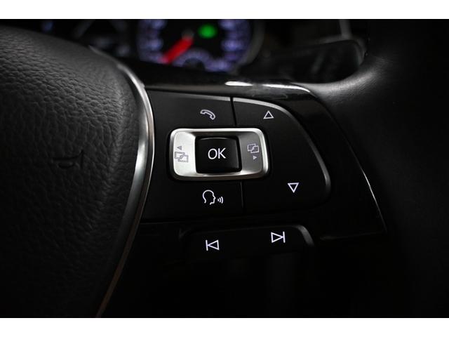 ゴルフ TSIハイライン 衝突被害軽減システム オートクルーズコントロール HIDヘッドライト メモリーナビ バックカメラ ETC フルセグ ミュージックプレイヤー接続可 DVD再生 CD アルミホイール スマートキー(21枚目)