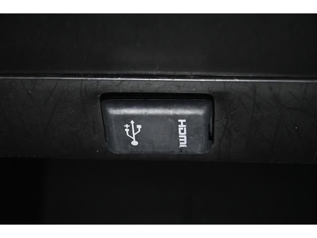 ヴェルファイア ２．５Ｚ　衝突被害軽減システム　両側電動スライド　オートクルーズコントロール　ＬＥＤヘッドランプ　１００Ｖ電源　メモリーナビ　後席モニター　バックカメラ　ＥＴＣ　ドラレコ　フルセグ　ミュージックプレイヤー接続可（15枚目）