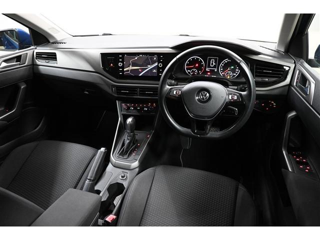 ポロ TSIコンフォートライン 衝突被害軽減システム オートクルーズコントロール メモリーナビ バックカメラ ETC フルセグ ミュージックプレイヤー接続可 DVD再生 CD アルミホイール キーレス オートマ(4枚目)