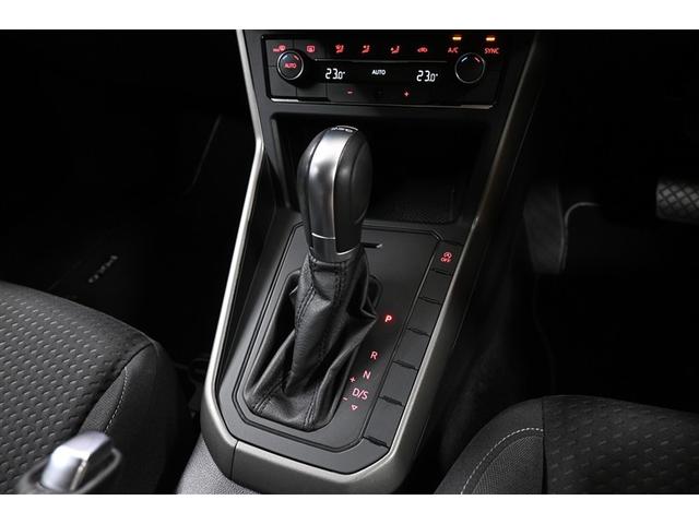 ポロ TSIコンフォートライン 衝突被害軽減システム オートクルーズコントロール メモリーナビ バックカメラ ETC フルセグ ミュージックプレイヤー接続可 DVD再生 CD アルミホイール キーレス オートマ(10枚目)