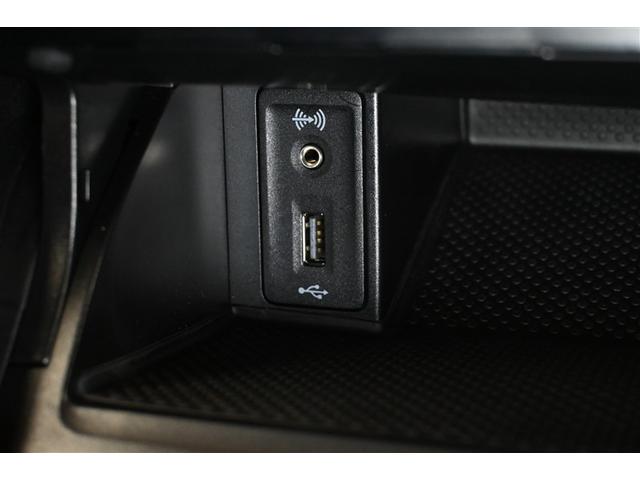 ゴルフ ＴＳＩコンフォートライン　マイスター　衝突被害軽減システム　オートクルーズコントロール　ＬＥＤヘッドランプ　メモリーナビ　バックカメラ　ＥＴＣ　ドラレコ　フルセグ　ミュージックプレイヤー接続可　ＤＶＤ再生　ＣＤ　アルミホイール　キーレス（11枚目）