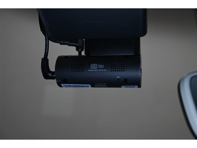 ゴルフ ＴＳＩコンフォートライン　マイスター　衝突被害軽減システム　オートクルーズコントロール　ＬＥＤヘッドランプ　メモリーナビ　バックカメラ　ＥＴＣ　ドラレコ　フルセグ　ミュージックプレイヤー接続可　ＤＶＤ再生　ＣＤ　アルミホイール　キーレス（19枚目）