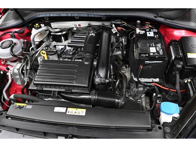 ゴルフ ＴＳＩコンフォートライン　マイスター　衝突被害軽減システム　オートクルーズコントロール　ＬＥＤヘッドランプ　メモリーナビ　バックカメラ　ＥＴＣ　ドラレコ　フルセグ　ミュージックプレイヤー接続可　ＤＶＤ再生　ＣＤ　アルミホイール　キーレス（31枚目）