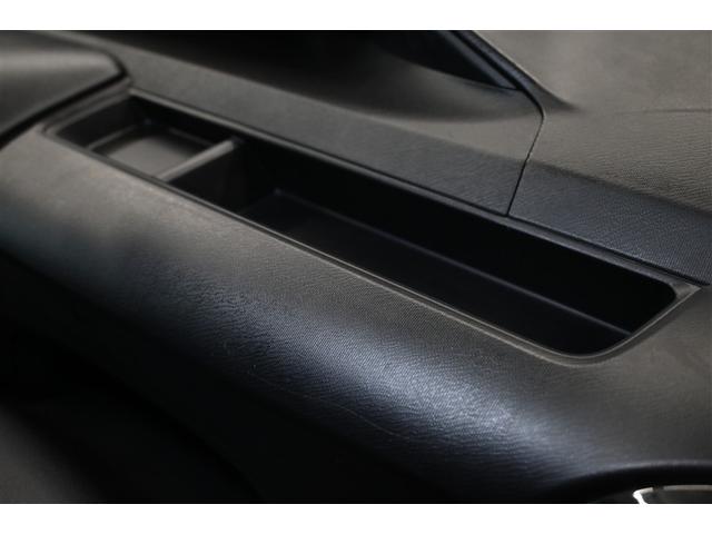 アクア Ｓスタイルブラック　ハイブリッド　衝突被害軽減システム　メモリーナビ　バックカメラ　ＥＴＣ　ドラレコ　ワンセグ　ミュージックプレイヤー接続可　ＣＤ　スマートキー　キーレス　オートマ（19枚目）